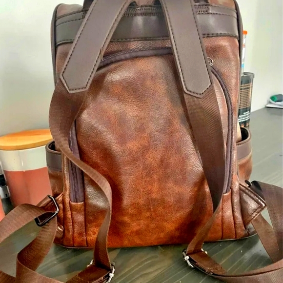 Vegan leather bookbag - Picture 2 of 2